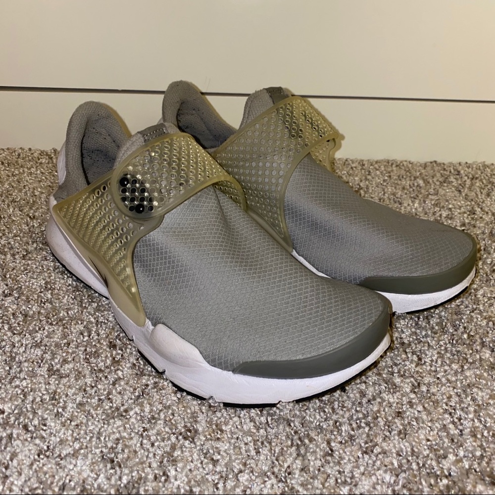 Nike Tennis Shoes
